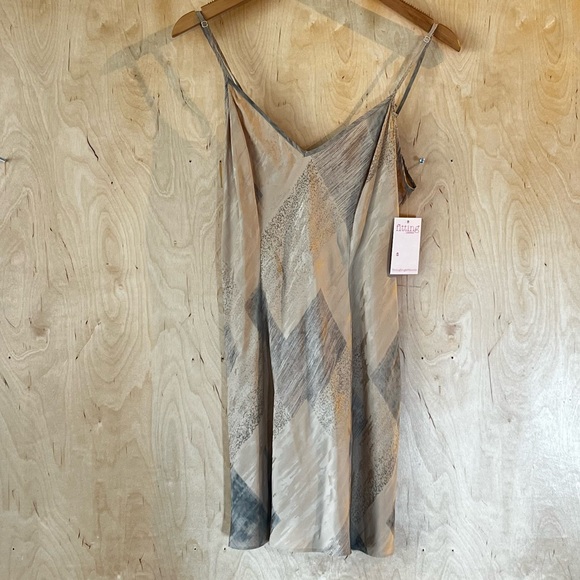 Victoria Secret Silk Nightgown Medium - Picture 1 of 6